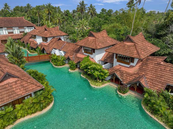 Kumaramom Lake Resort