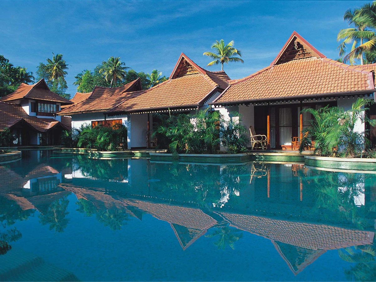 Meandering Pool Duplex Villas - Kumarakom Lake Resort