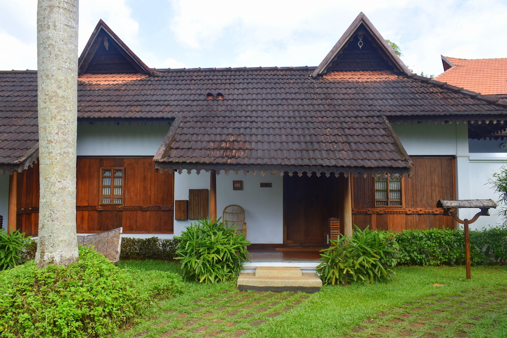 Best Place to Stay in Kumarakom - Kumarakom Lake Resort