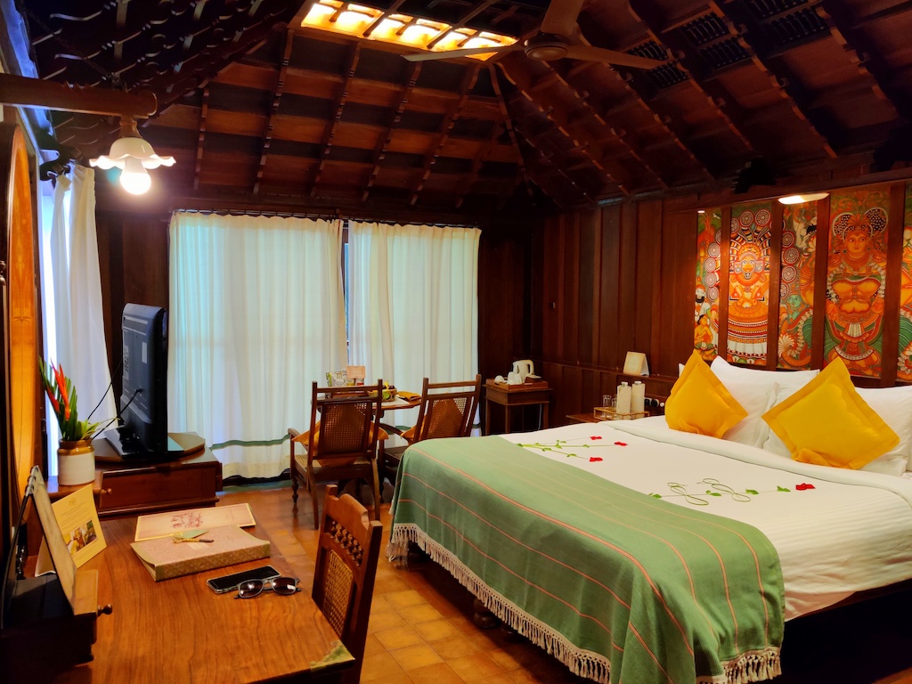 Best Place to Stay in Kumarakom - Kumarakom Lake Resort