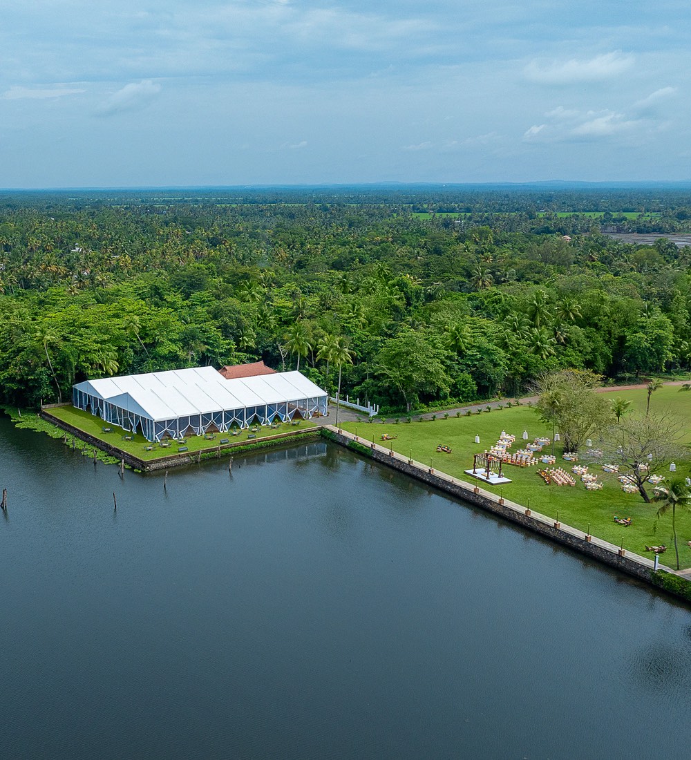 Lakeside Canopy — Intimate Celebrations, Infinite Charm