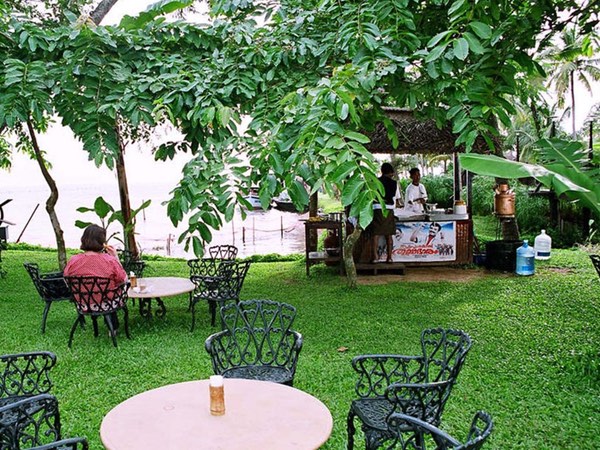 Thattukada, Traditional Tea Shop