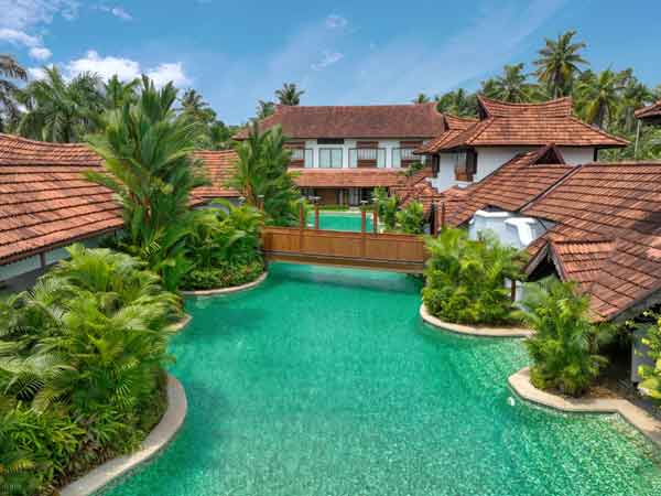 Meandering Pool Villas