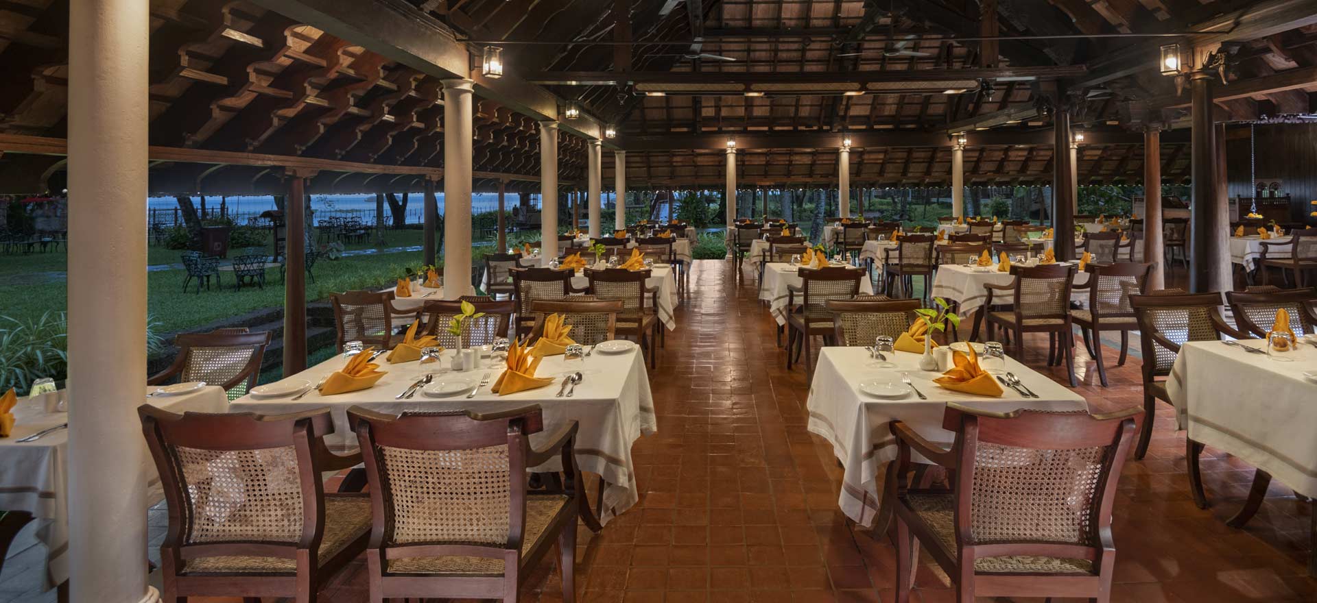 Ettukettu, the Speciality Restaurant - Kumarakom Lake Resort