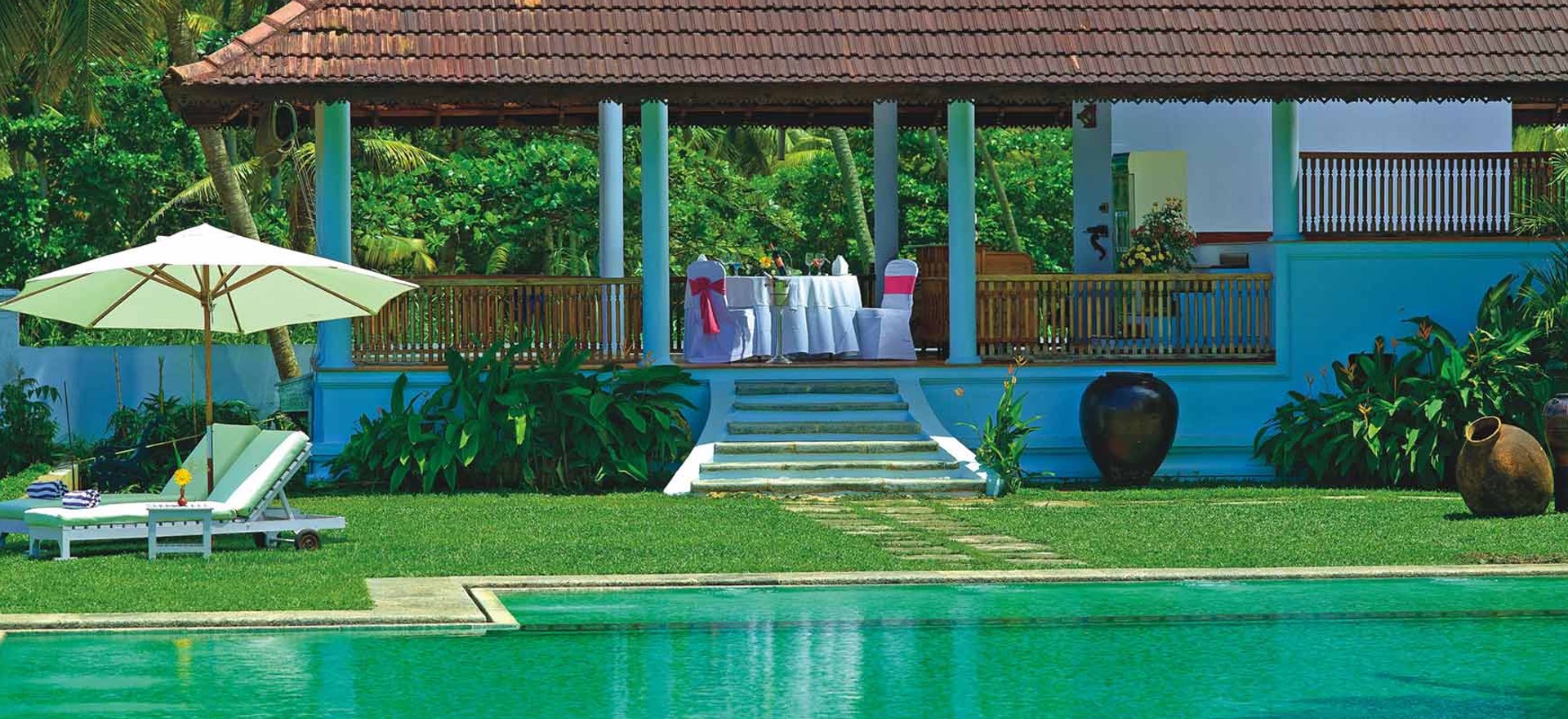 Pool Pavilion - Kumarakom Lake Resort