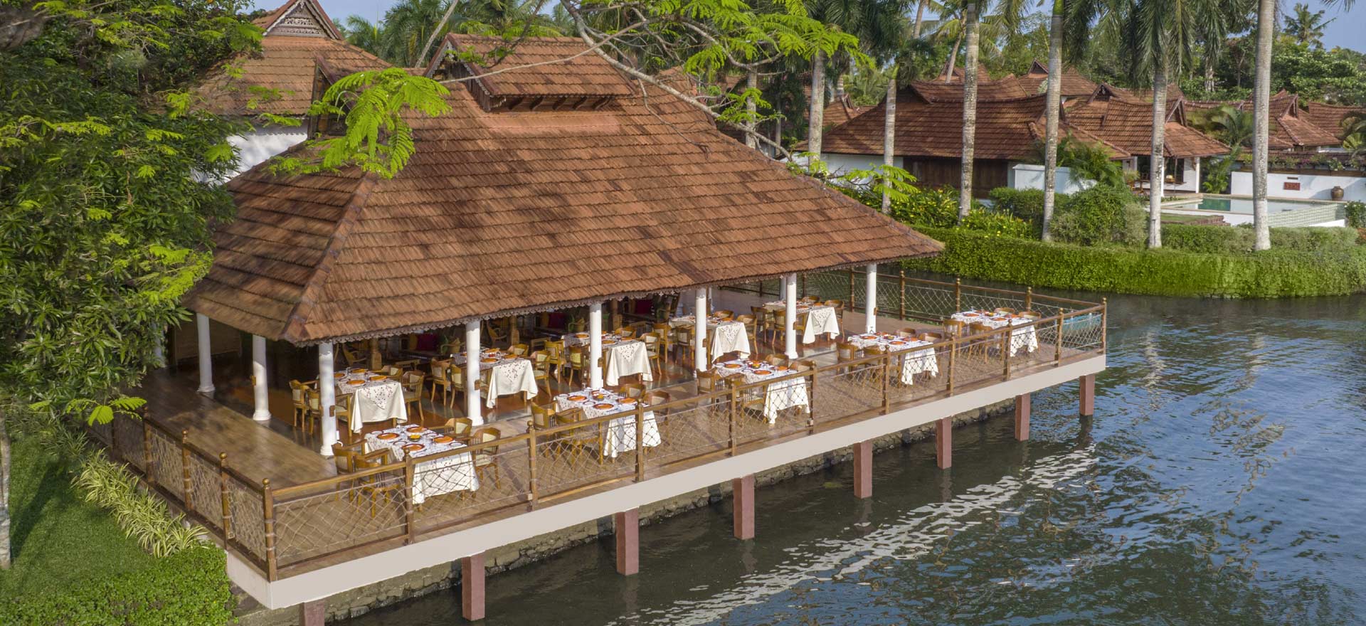 Vembanad, the Seafood Bar - Kumarakom Lake Resort