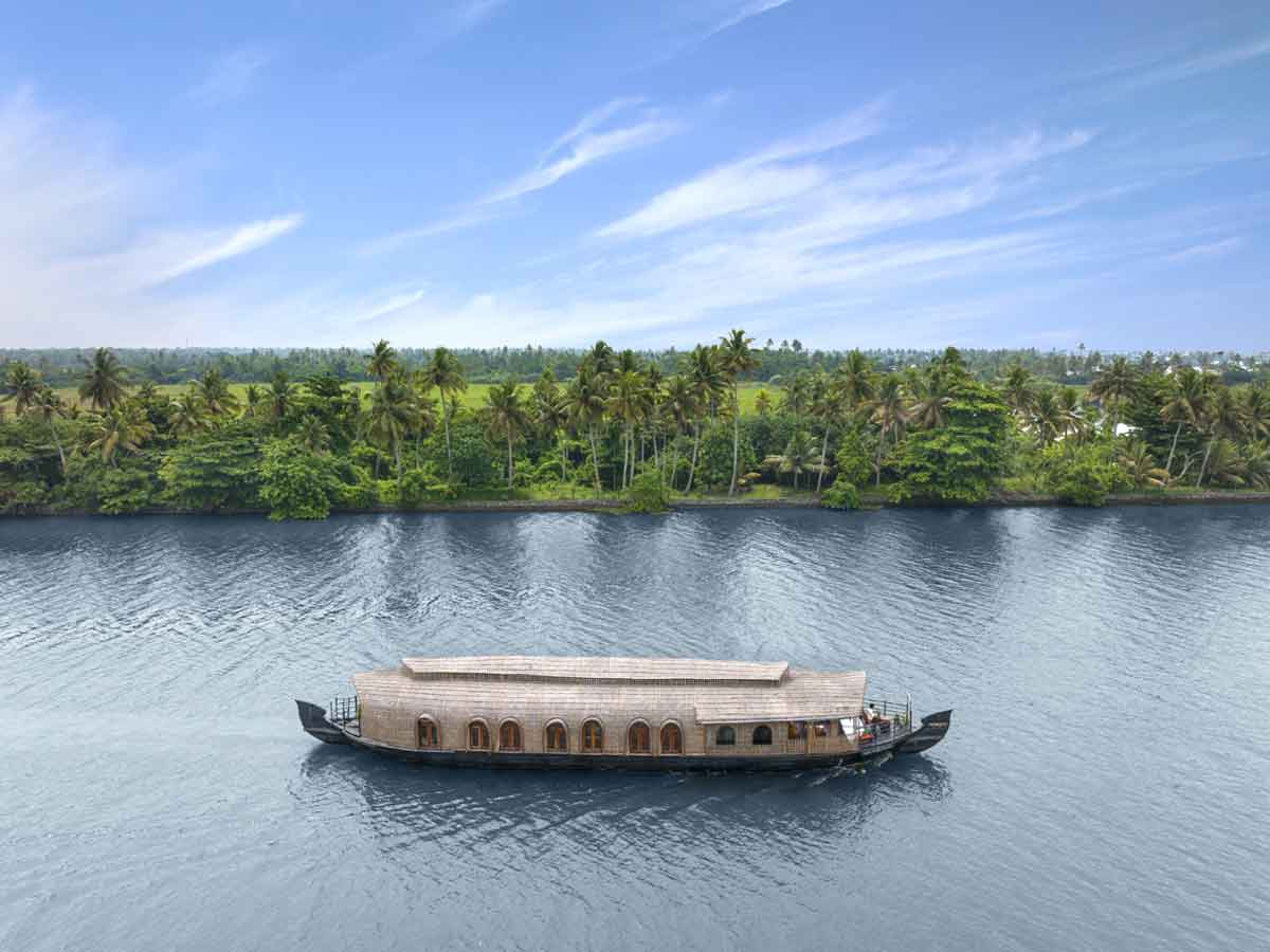 Houseboats - Kumarakom Lake Resort