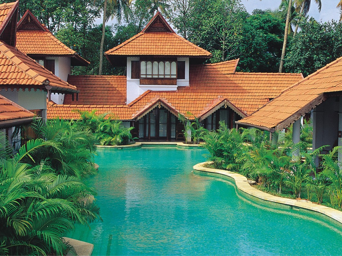 Meandering Pool Duplex Villas - Kumarakom Lake Resort