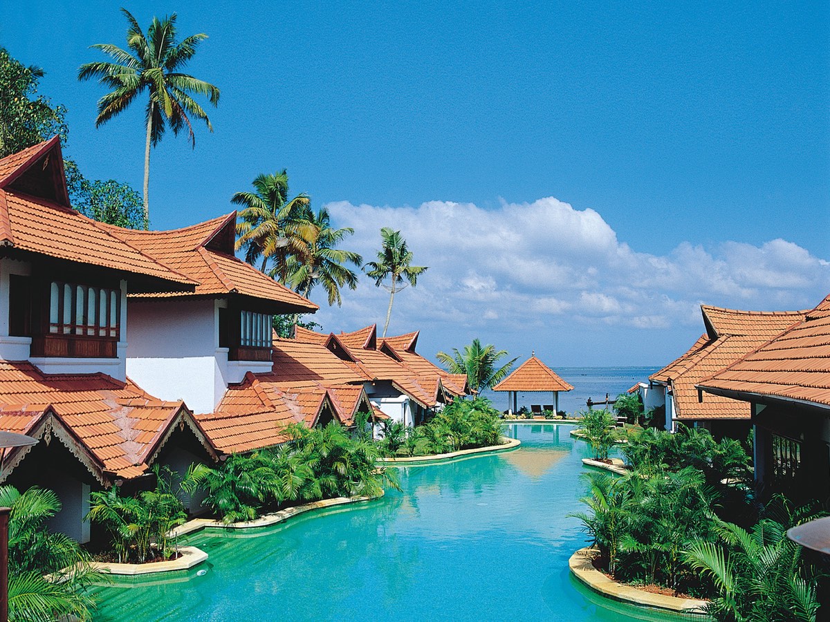 Meandering Pool Duplex Villas - Kumarakom Lake Resort