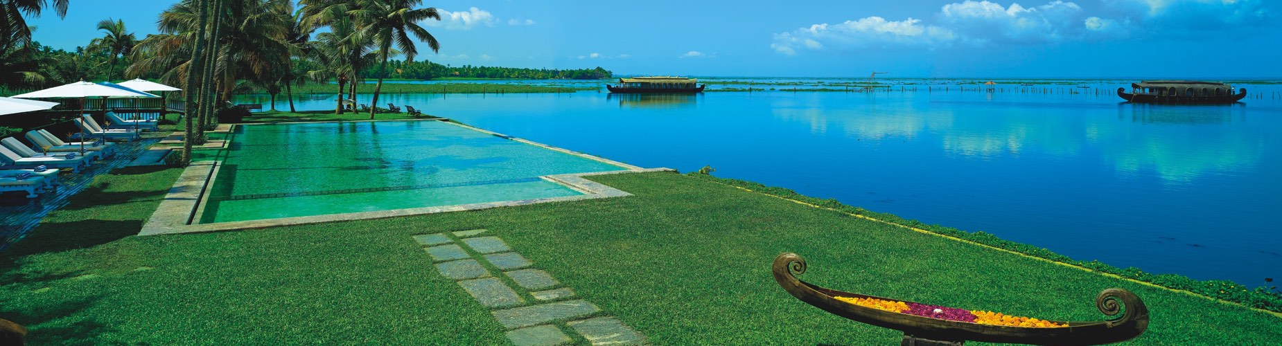 Luxury Experiences - Kumarakom Lake Resort