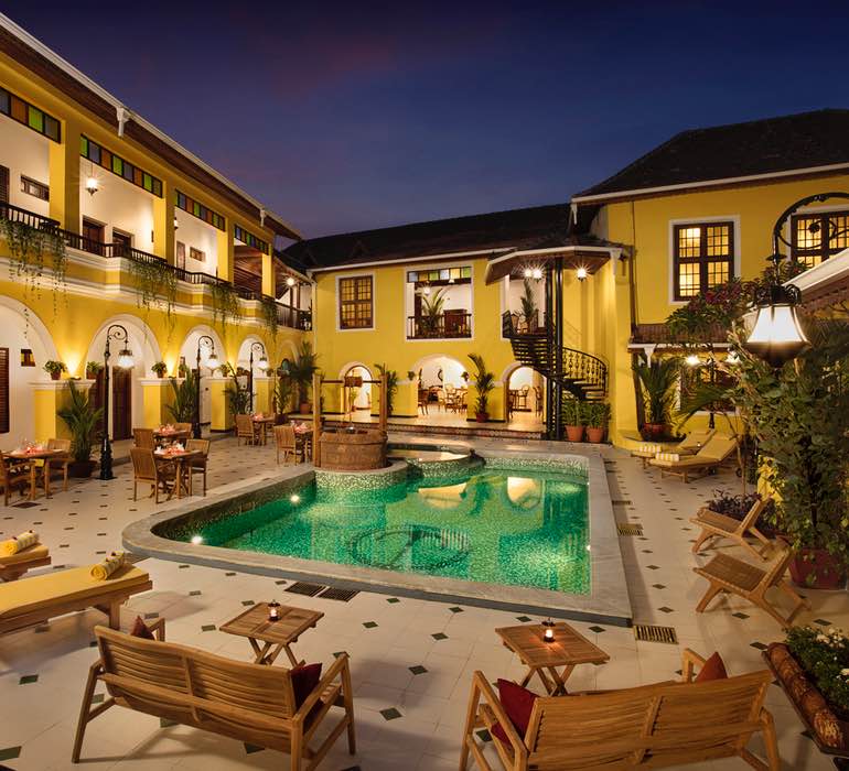 Legacies of Kerala package at Kumarakom Lake Resort