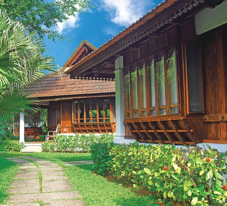 Legacies of Kerala package at Kumarakom Lake Resort